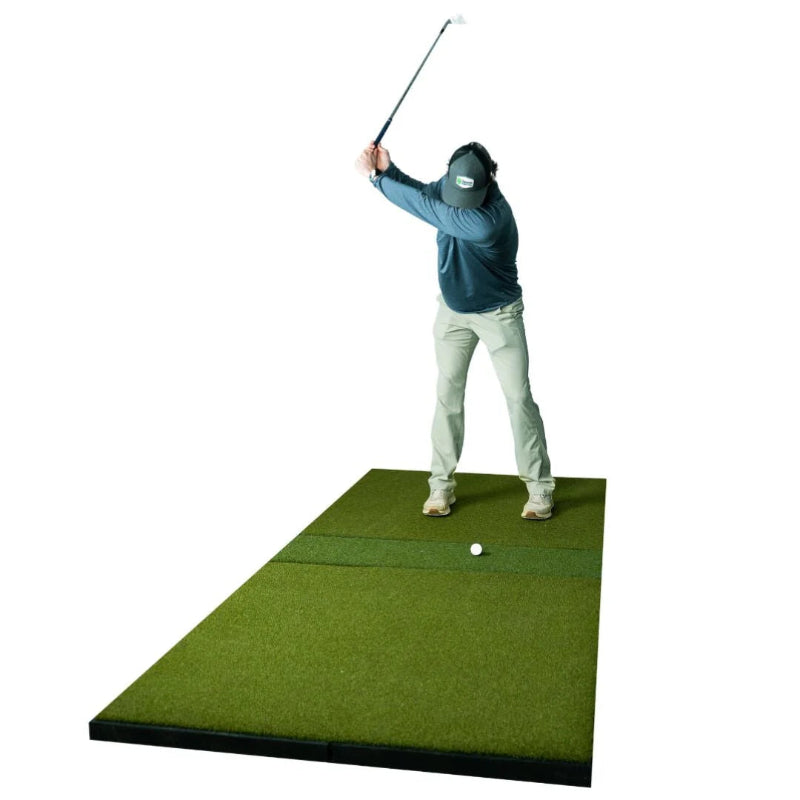 SIGPRO Super Softy 4x9 Golf Mat golfer.